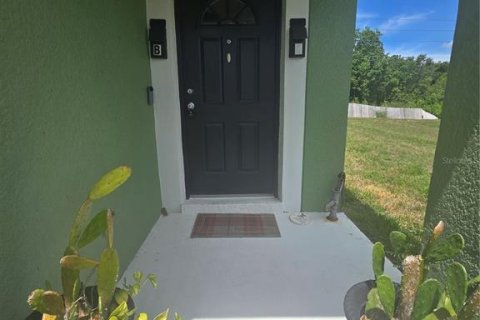 House in Davenport, Florida 4 bedrooms, 185.71 sq.m. № 1796072 - photo 2