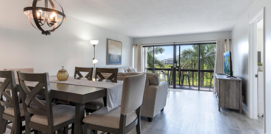 Condo in West Palm Beach, Florida, 2 bedrooms  № 2246276