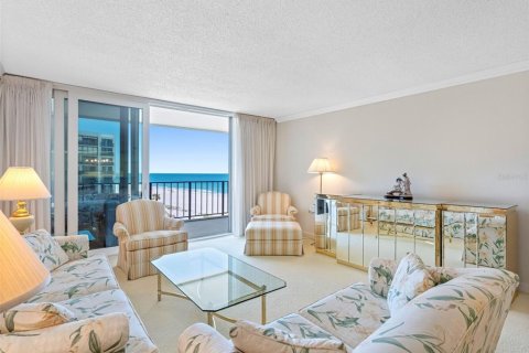 Condo in Clearwater, Florida, 2 bedrooms  № 1625645 - photo 12