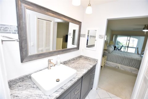 House in Sarasota, Florida 3 bedrooms, 158.49 sq.m. № 1539393 - photo 15