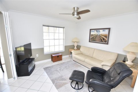 House in Sarasota, Florida 3 bedrooms, 158.49 sq.m. № 1539393 - photo 14