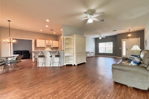 Casa en venta en Lake Wales, Florida, 3 dormitorios, 158.49 m2 № 2277479 - foto 5