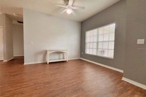 Casa en venta en Lake Wales, Florida, 3 dormitorios, 158.49 m2 № 2277479 - foto 4