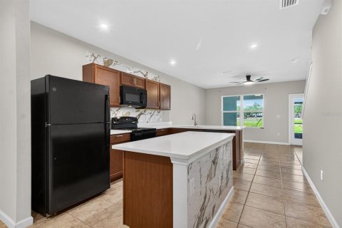 Townhouse in Holiday, Florida 3 bedrooms, 133.78 sq.m. № 2117159 - photo 8