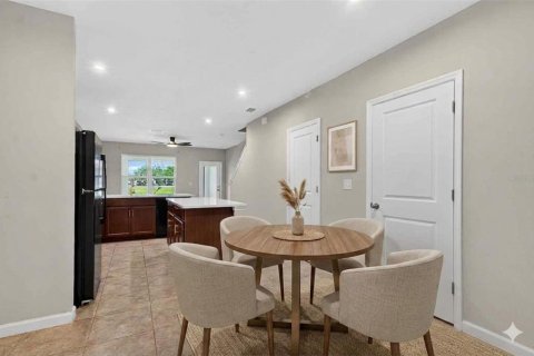 Townhouse in Holiday, Florida 3 bedrooms, 133.78 sq.m. № 2117159 - photo 4