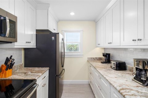 Touwnhouse à vendre à Boca Grande, Floride: 2 chambres, 105.07 m2 № 1519101 - photo 5