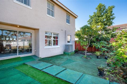 Купить таунхаус в Хомстед, Флорида 4 спальни, 188.41м2, № 2046112 - фото 21