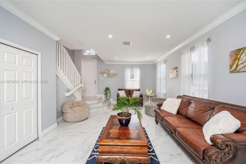 Купить таунхаус в Хомстед, Флорида 4 спальни, 188.41м2, № 2046112 - фото 5