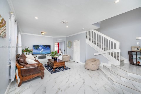 Купить таунхаус в Хомстед, Флорида 4 спальни, 188.41м2, № 2046112 - фото 4