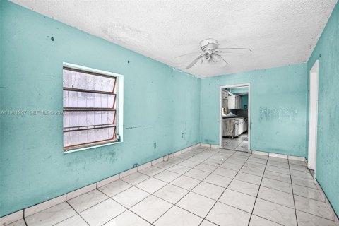 Купить виллу или дом в Майами, Флорида 3 спальни, 89.37м2, № 2043574 - фото 7