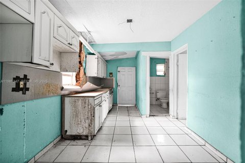 Купить виллу или дом в Майами, Флорида 3 спальни, 89.37м2, № 2043574 - фото 24