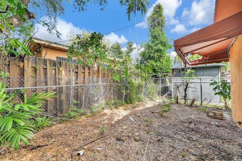 Купить виллу или дом в Майами, Флорида 3 спальни, 89.37м2, № 2043574 - фото 26