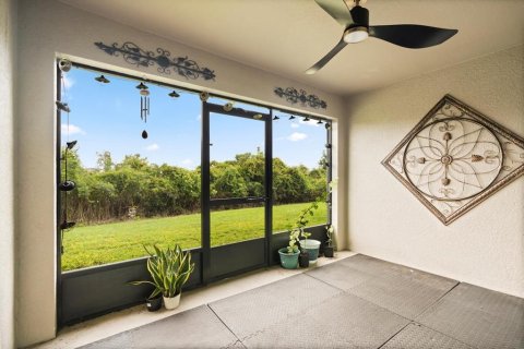 Townhouse in Davenport, Florida 3 bedrooms, 149.2 sq.m. № 2211297 - photo 23