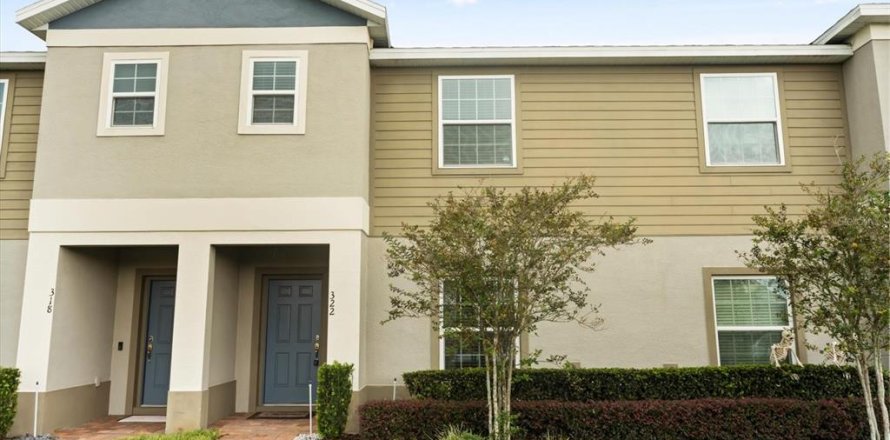 Townhouse in Davenport, Florida 3 bedrooms, 149.2 sq.m. № 2211297