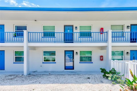 Copropriété à vendre à Indian Rocks Beach, Floride: 2 chambres, 64.1 m2 № 1901742 - photo 25