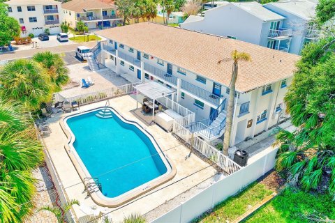 Copropriété à vendre à Indian Rocks Beach, Floride: 2 chambres, 64.1 m2 № 1901742 - photo 12