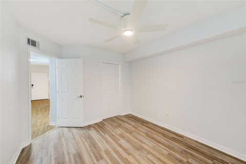 Copropriété à vendre à Indian Rocks Beach, Floride: 2 chambres, 64.1 m2 № 1901742 - photo 14