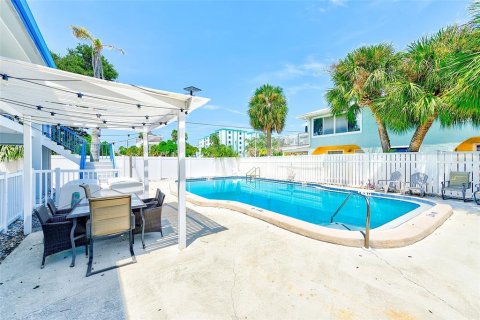 Copropriété à vendre à Indian Rocks Beach, Floride: 2 chambres, 64.1 m2 № 1901742 - photo 28