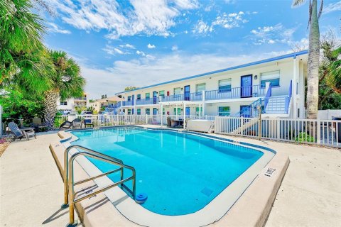 Copropriété à vendre à Indian Rocks Beach, Floride: 2 chambres, 64.1 m2 № 1901742 - photo 30