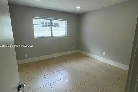 Casa en venta en Miami, Florida, 5 dormitorios, 269.42 m2 № 1848776 - foto 18