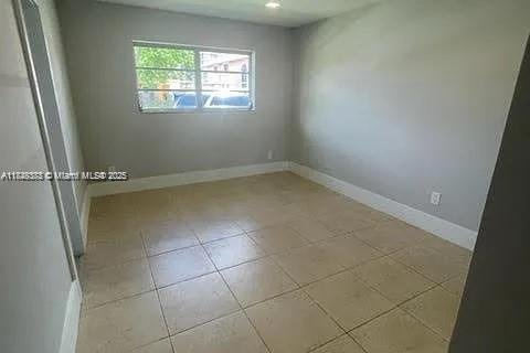 Casa en venta en Miami, Florida, 5 dormitorios, 269.42 m2 № 1848776 - foto 24