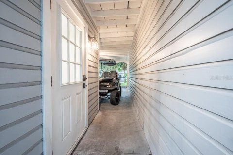 House in Sarasota, Florida 2 bedrooms, 93.65 sq.m. № 1350982 - photo 13