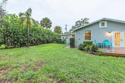 House in Sarasota, Florida 2 bedrooms, 93.65 sq.m. № 1350982 - photo 6