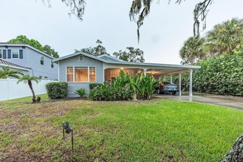 House in Sarasota, Florida 2 bedrooms, 93.65 sq.m. № 1350982 - photo 3