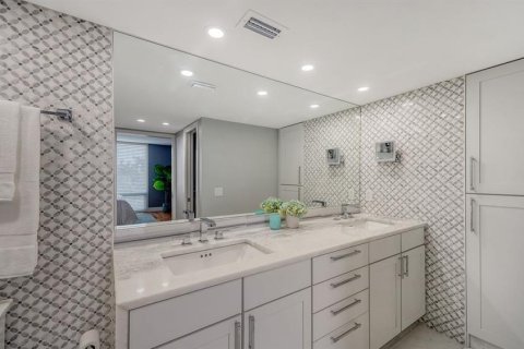 Condominio en venta en Sarasota, Florida, 2 dormitorios, 146.32 m2 № 1509989 - foto 29