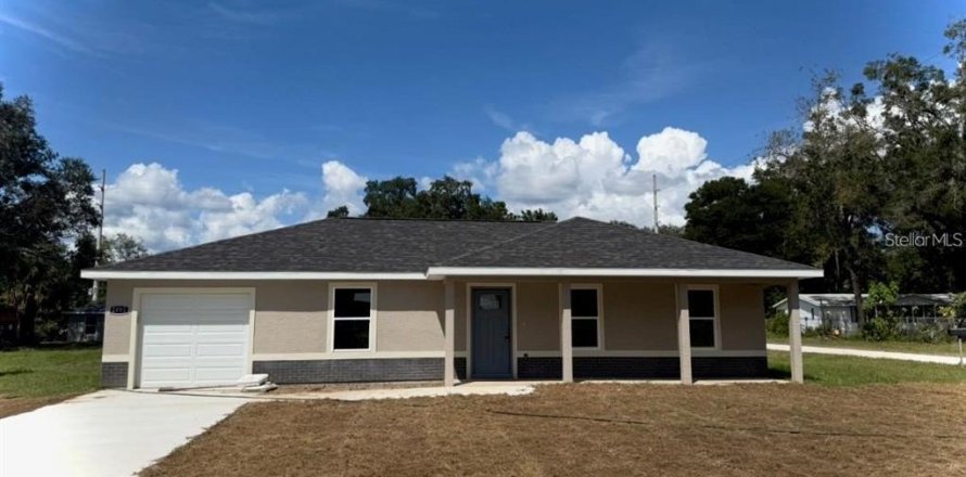 Casa en Summerfield, Florida 3 dormitorios, 104.52 m2 № 2208079