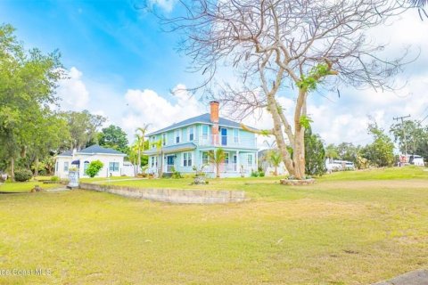 House in Cocoa, Florida 4 bedrooms, 221.85 sq.m. № 2110405 - photo 7