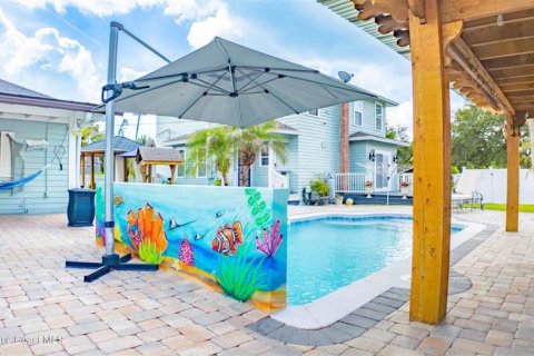 House in Cocoa, Florida 4 bedrooms, 221.85 sq.m. № 2110405 - photo 19