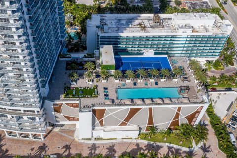 Condo à Hollywood, Floride, 2 chambres  № 2021736