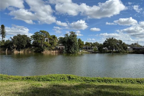 Condo à Sarasota, Floride, 2 chambres  № 2302975