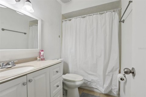 Townhouse in Tampa, Florida 2 bedrooms, 98.85 sq.m. № 1870553 - photo 19