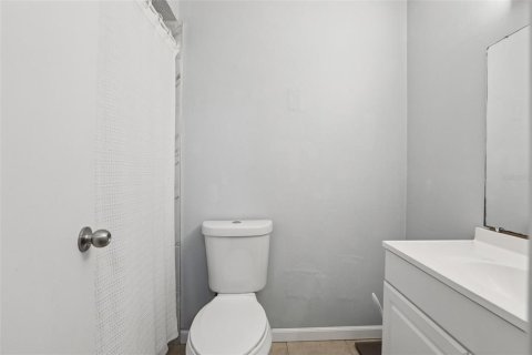 Townhouse in Tampa, Florida 2 bedrooms, 98.85 sq.m. № 1870553 - photo 18