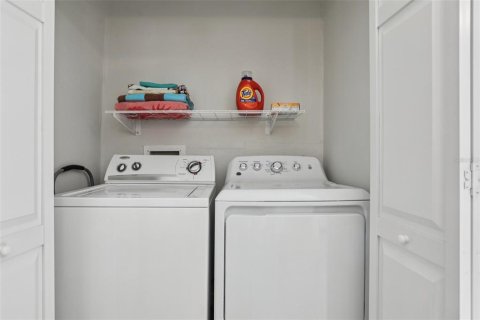Townhouse in Tampa, Florida 2 bedrooms, 98.85 sq.m. № 1870553 - photo 20