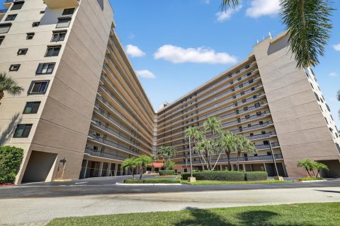 Condo in St. Lucie, Florida, 3 bedrooms  № 2088121 - photo 27
