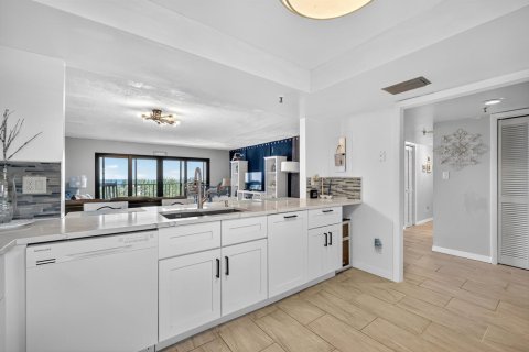 Condo in St. Lucie, Florida, 3 bedrooms  № 2088121 - photo 21