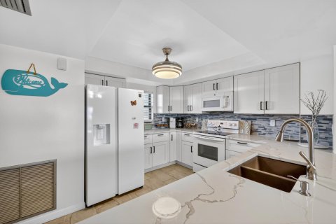 Condo in St. Lucie, Florida, 3 bedrooms  № 2088121 - photo 20