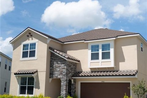 House in Kissimmee, Florida 9 bedrooms, 387.31 sq.m. № 1885574 - photo 2
