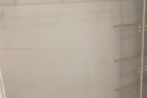 Appartement à louer à Doral, Floride: 2 chambres, 94.3 m2 № 2168196 - photo 17