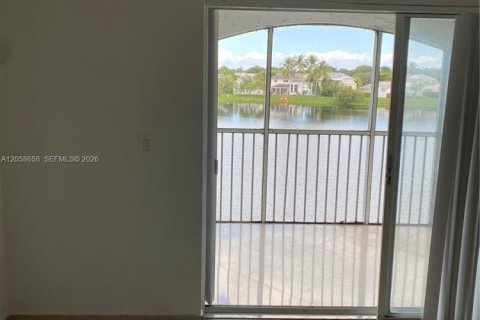 Appartement à louer à Doral, Floride: 2 chambres, 94.3 m2 № 2168196 - photo 12