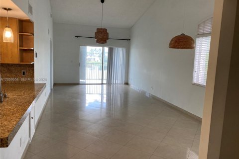 Appartement à louer à Doral, Floride: 2 chambres, 94.3 m2 № 2168196 - photo 7