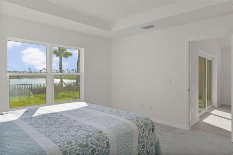 House in The Villages, Florida 3 bedrooms, 139.07 sq.m. № 2208905 - photo 24