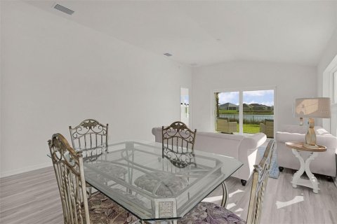 House in The Villages, Florida 3 bedrooms, 139.07 sq.m. № 2208905 - photo 18