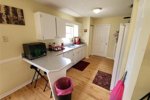 House in Palm Coast, Florida 3 bedrooms, 106.65 sq.m. № 1832145 - photo 14