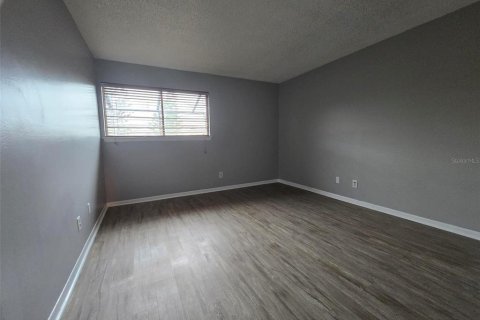 Condo in Tampa, Florida, 1 bedroom  № 1893661 - photo 8