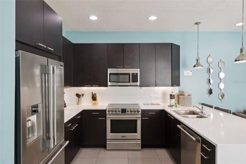 Adosado en venta en Clermont, Florida, 3 dormitorios, 140.47 m2 № 2404898 - foto 10