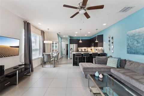 Adosado en venta en Clermont, Florida, 3 dormitorios, 140.47 m2 № 2404898 - foto 6
